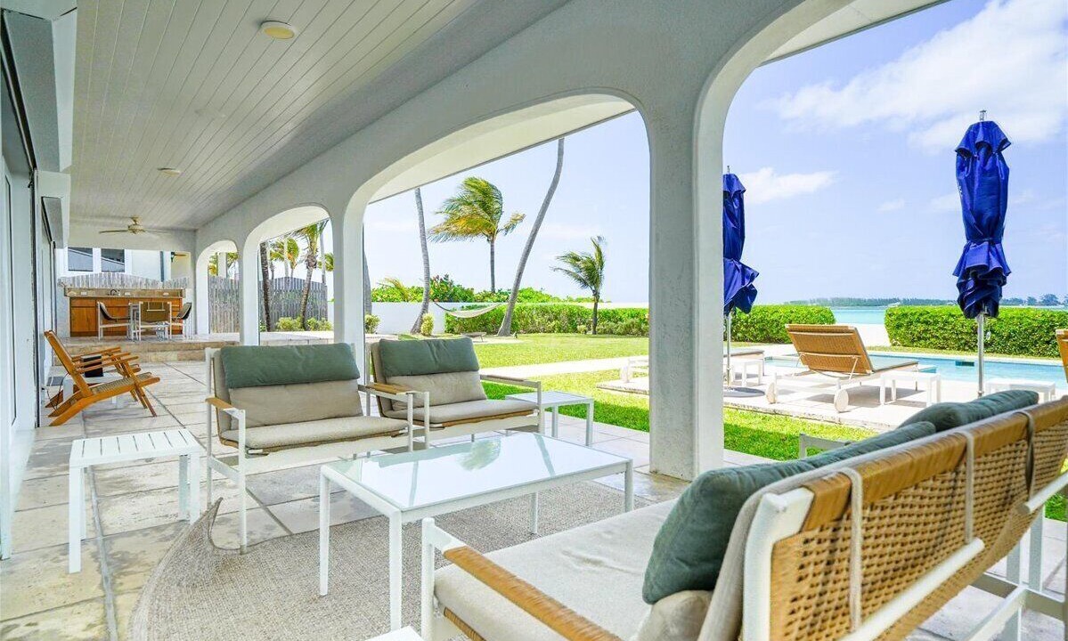 Photo of Patio Balcony in Nassau