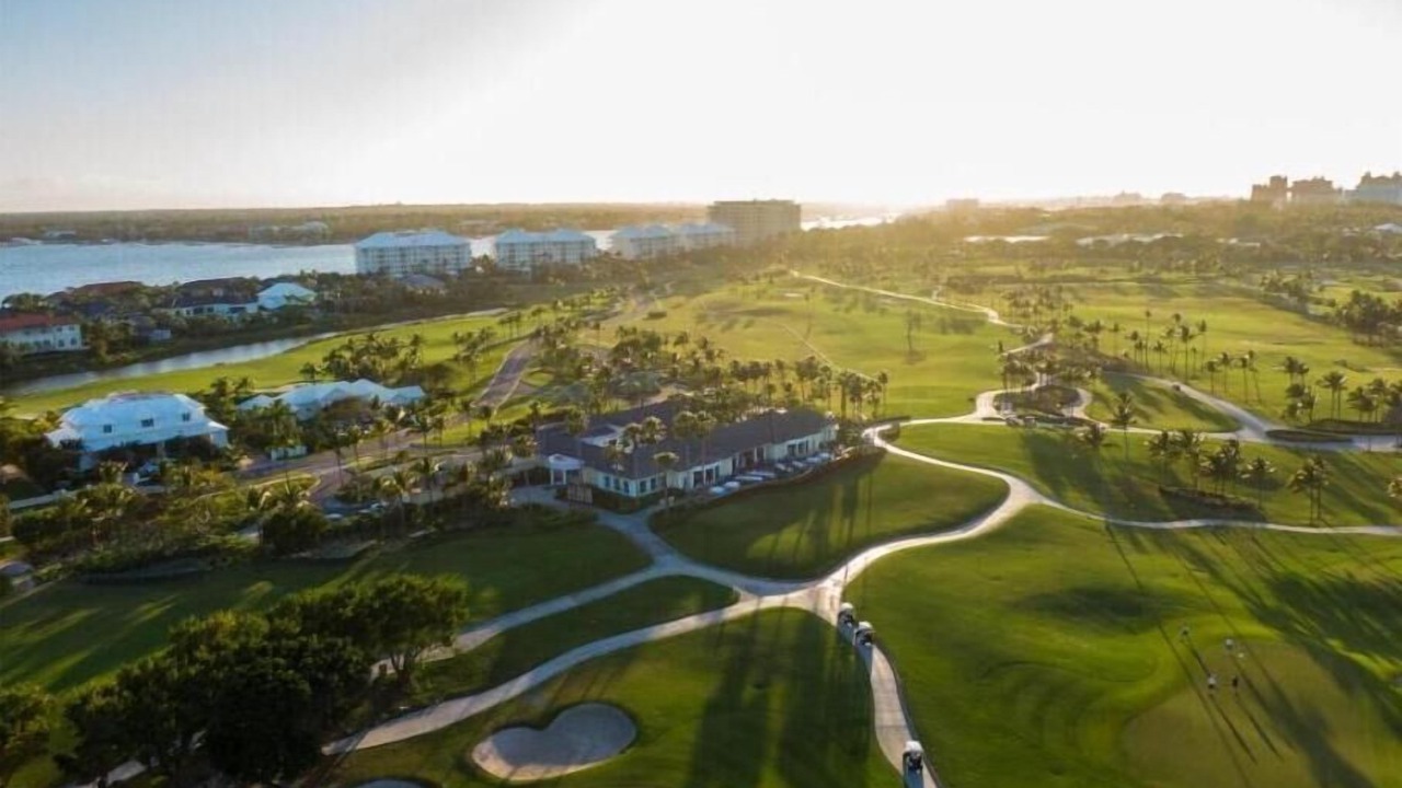 Photo of Others in Paradise Island