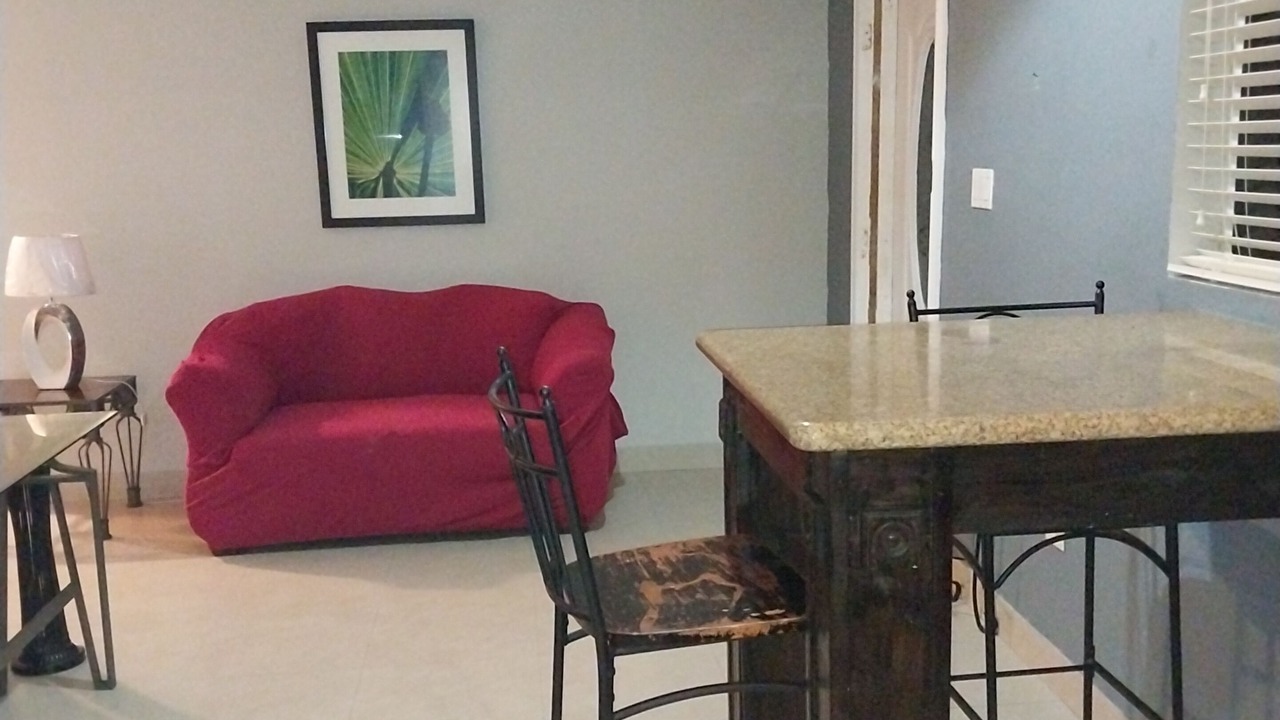 Photo of Livingroom in Farmer's Hill