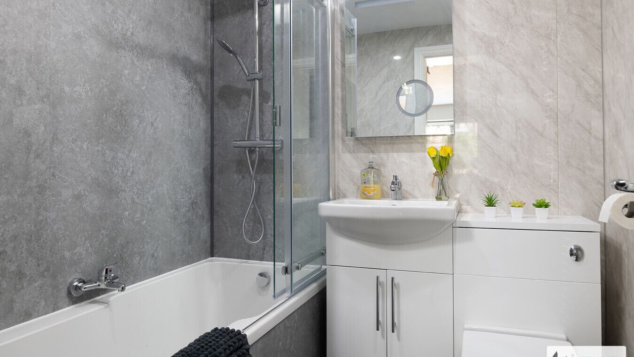 Photo of Bathroom in Alton