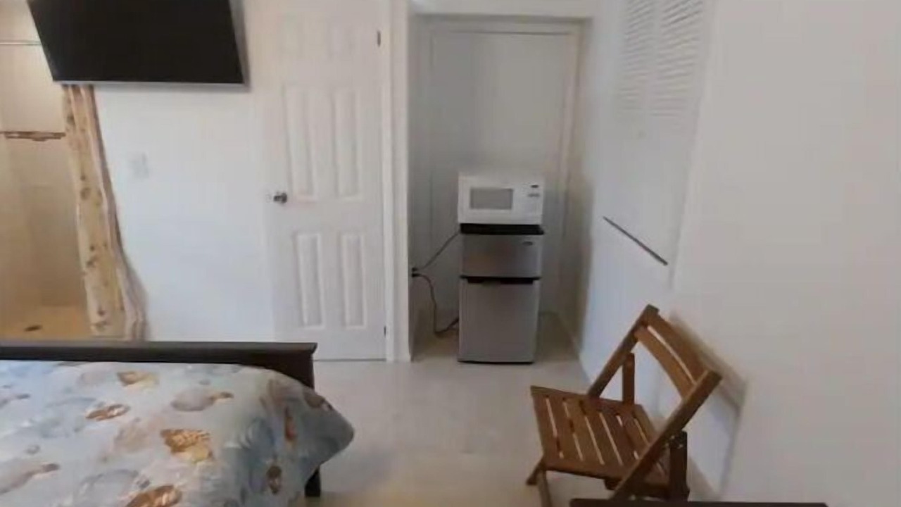 Photo of Bedroom in Staniel Cay
