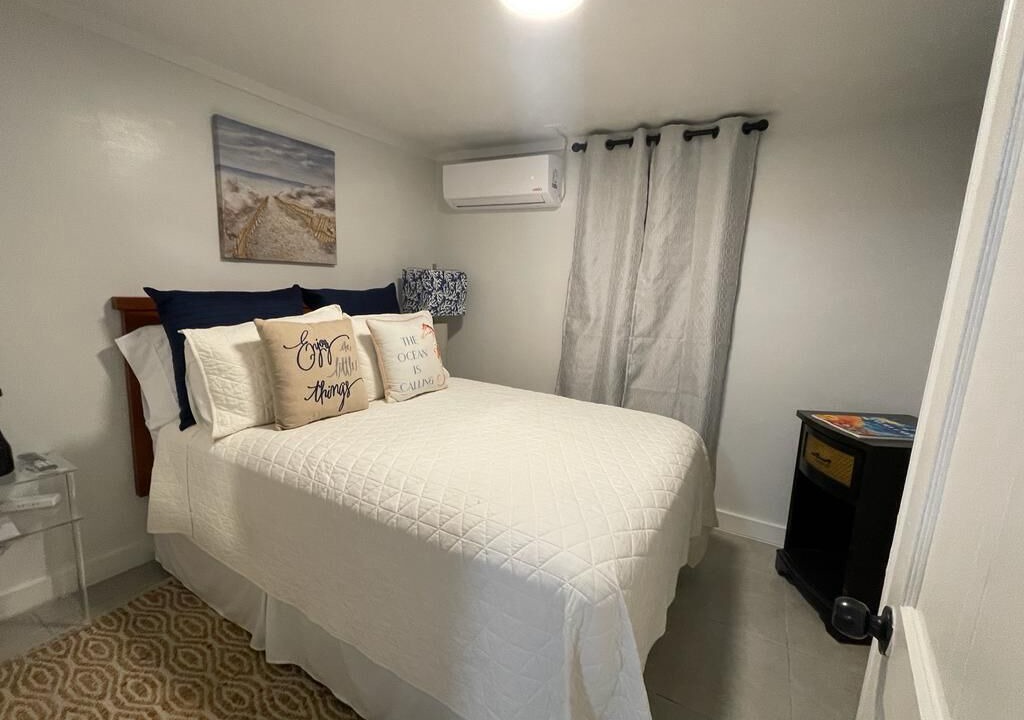 Photo of Bedroom in Rock Sound
