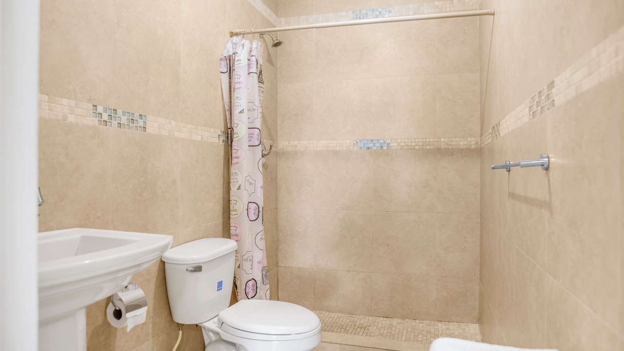 Photo of Bathroom in Nassau