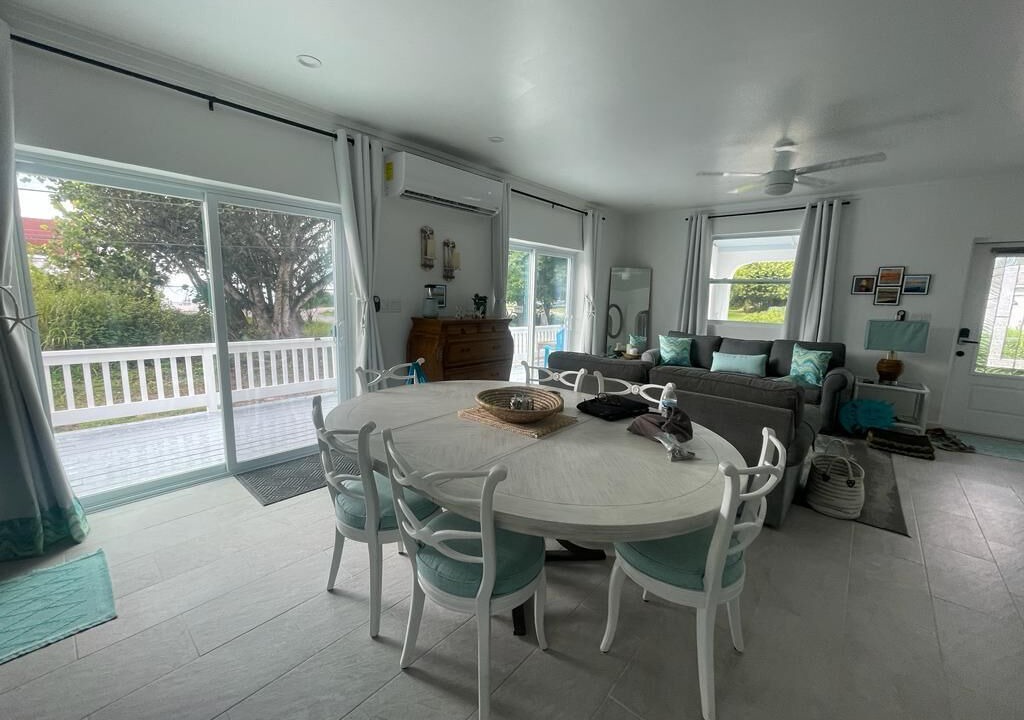 Photo of Livingroom in Rock Sound