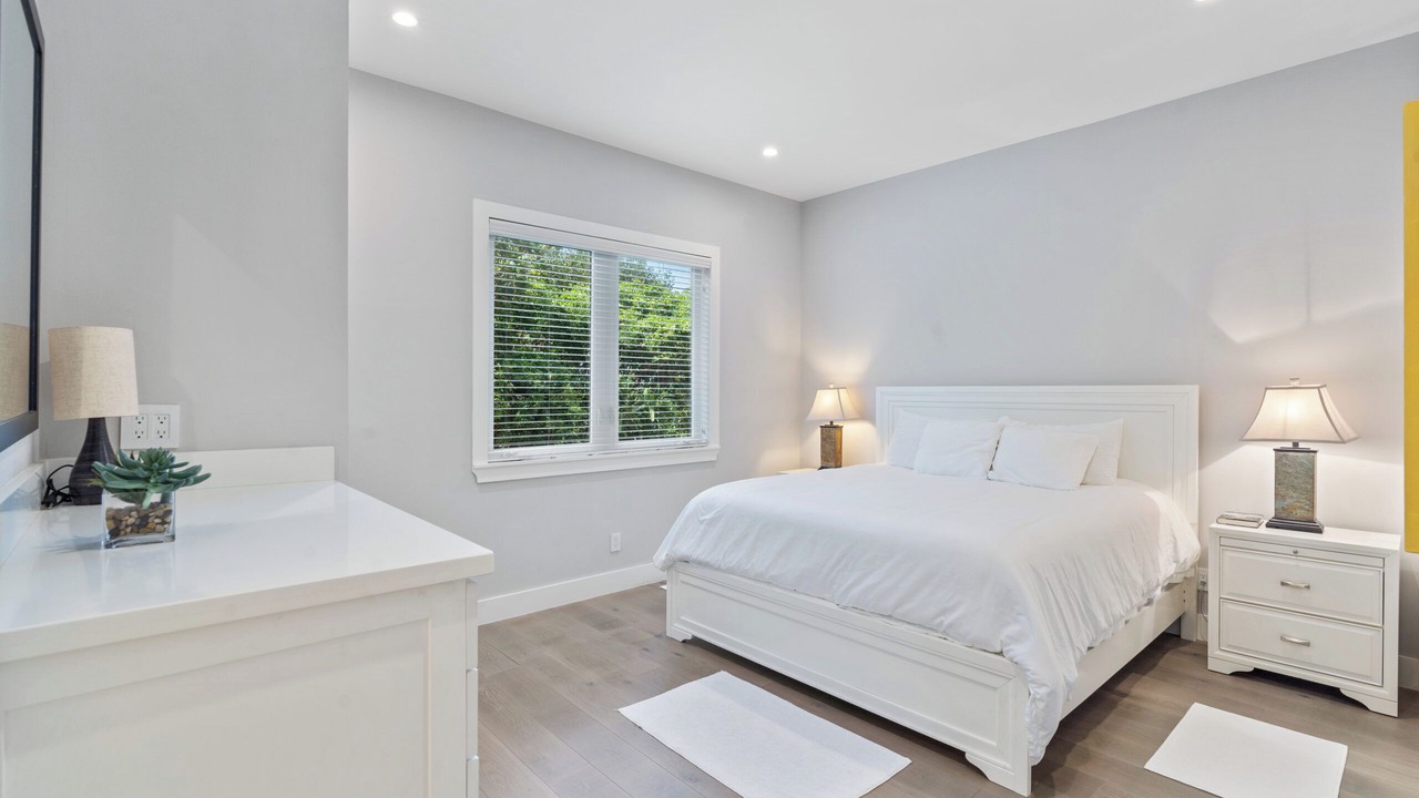 Photo of Bedroom in Staniel Cay