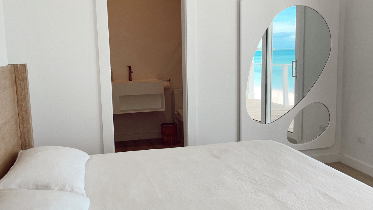 Photo of Bedroom in Governor's Harbour