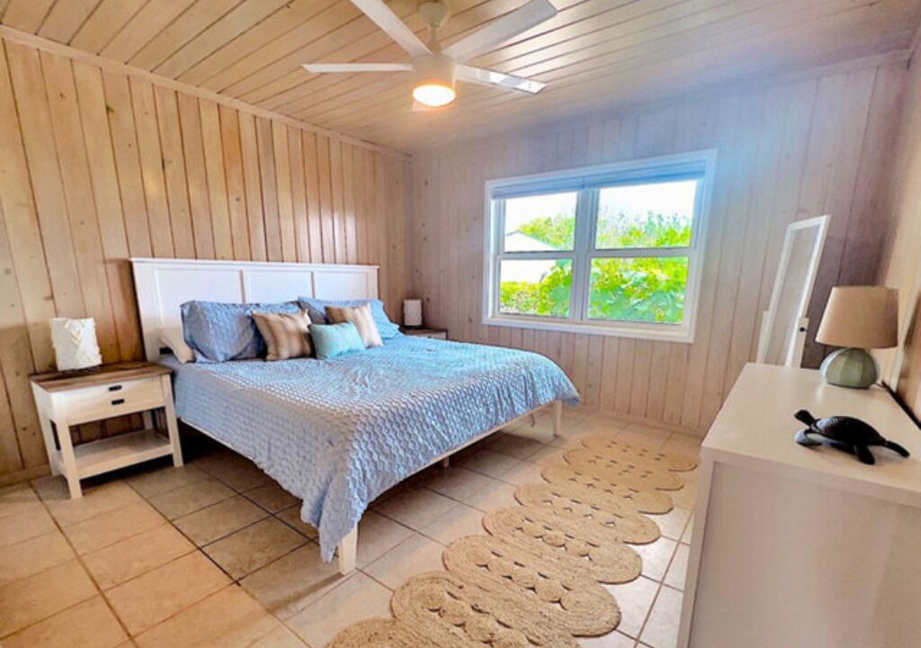 Photo of Others in Man O War Cay