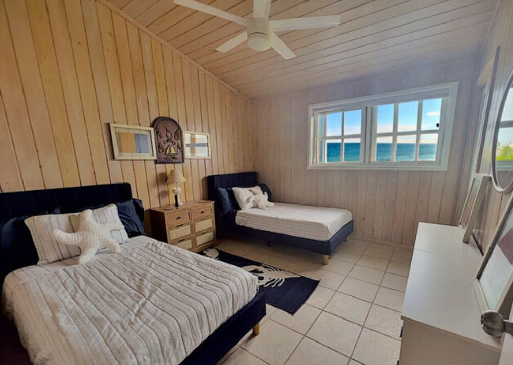 Photo of Others in Man O War Cay