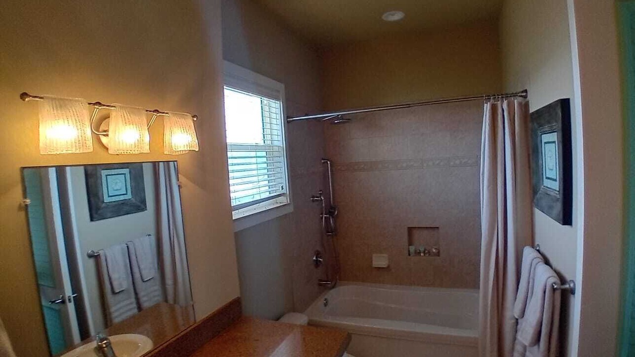Photo of Bathroom in Salt Pond