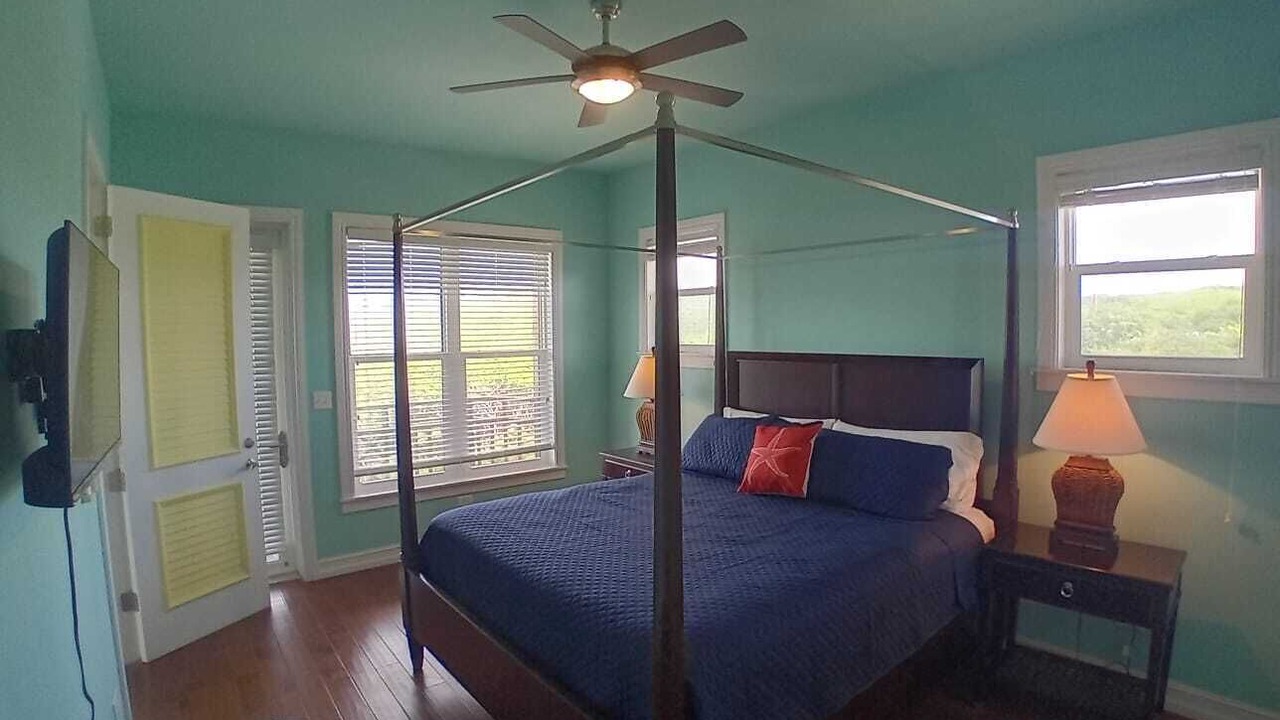 Photo of Bedroom in Salt Pond