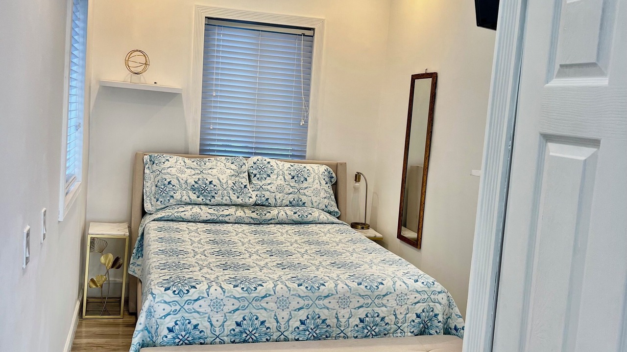 Photo of Bedroom in Rokers Point
