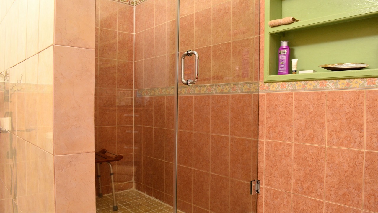 Photo of Bathroom in Nassau