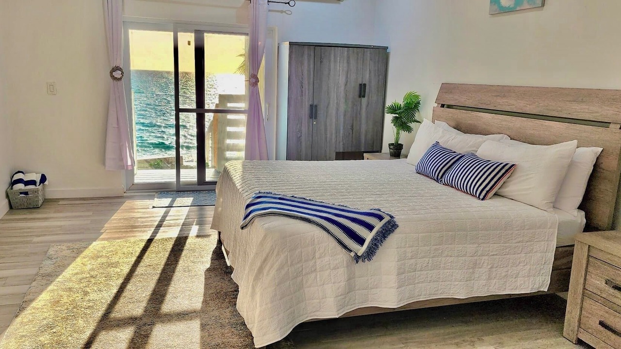 Photo of Bedroom in Rokers Point