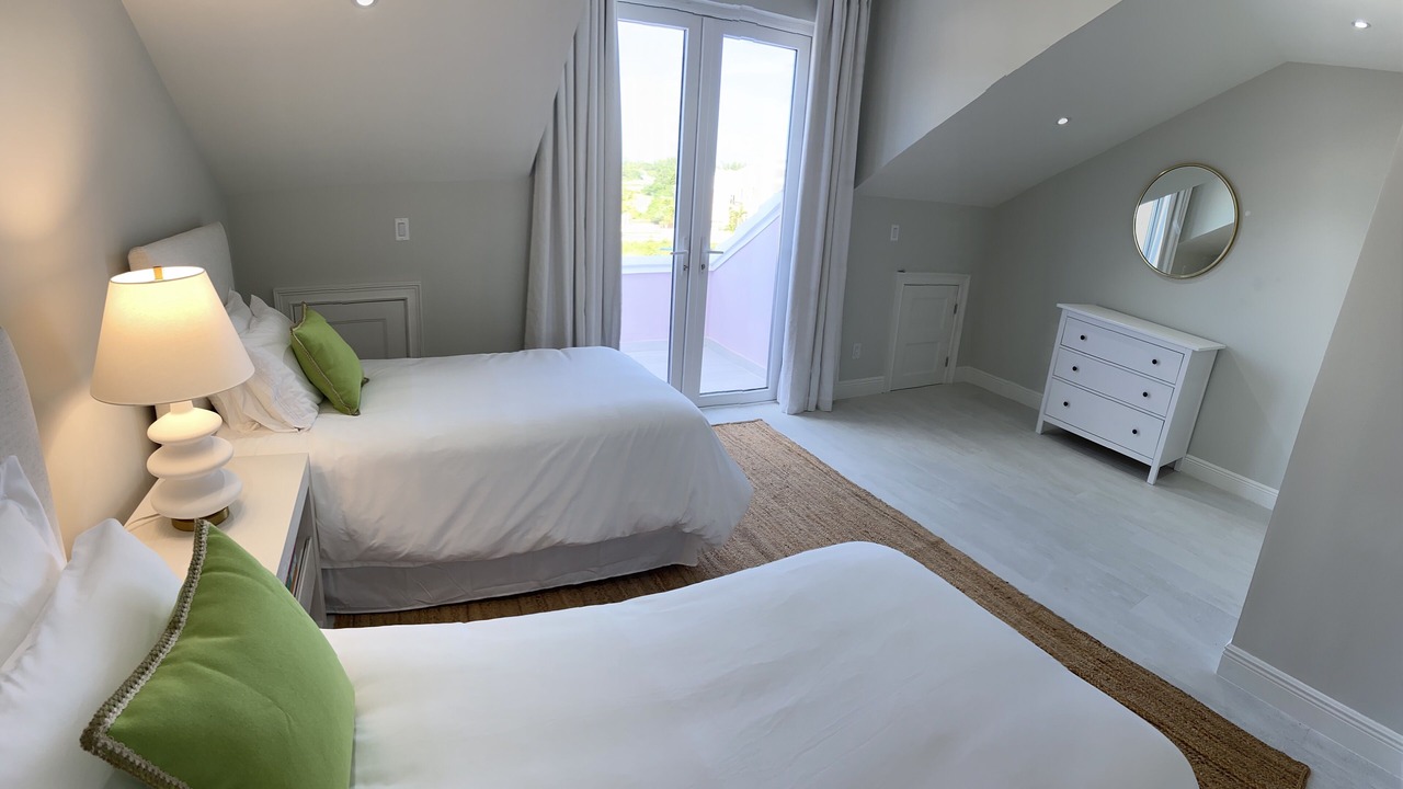 Photo of Bedroom in Palm Cay