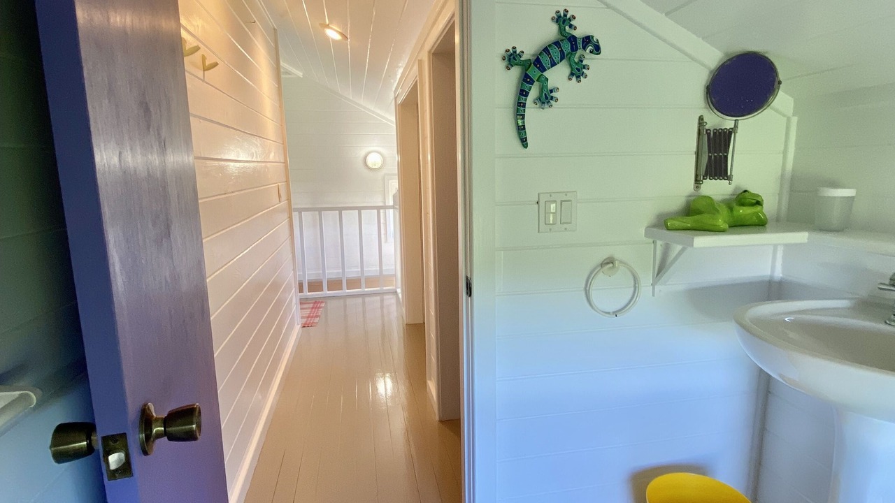 Photo of Bathroom in Great Guana Cay