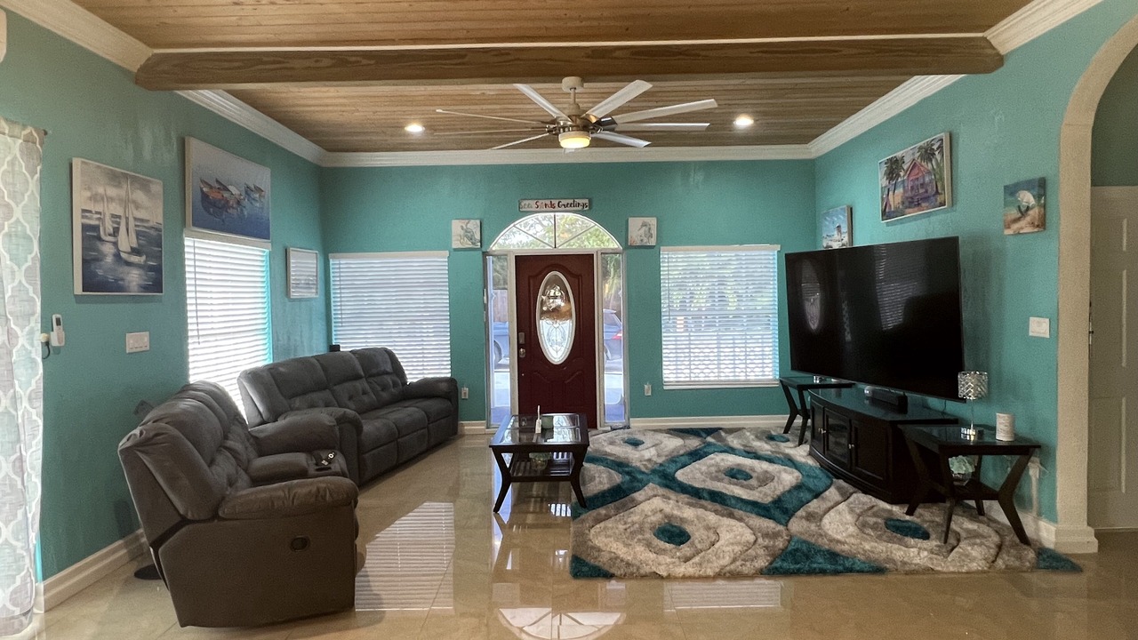Photo of Livingroom in Jimmy Hill