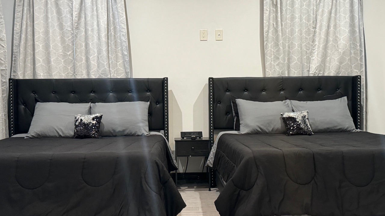 Photo of Bedroom in South Seas Estates
