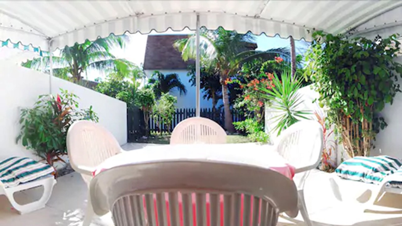 Photo of Patio Balcony in Paradise Island