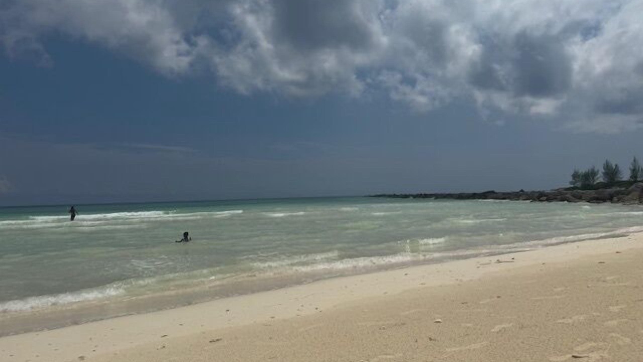 Photo of Others in Bahamia West