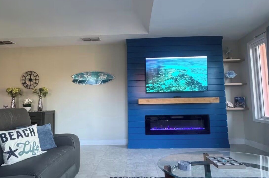 Photo of Livingroom in Bahamia West
