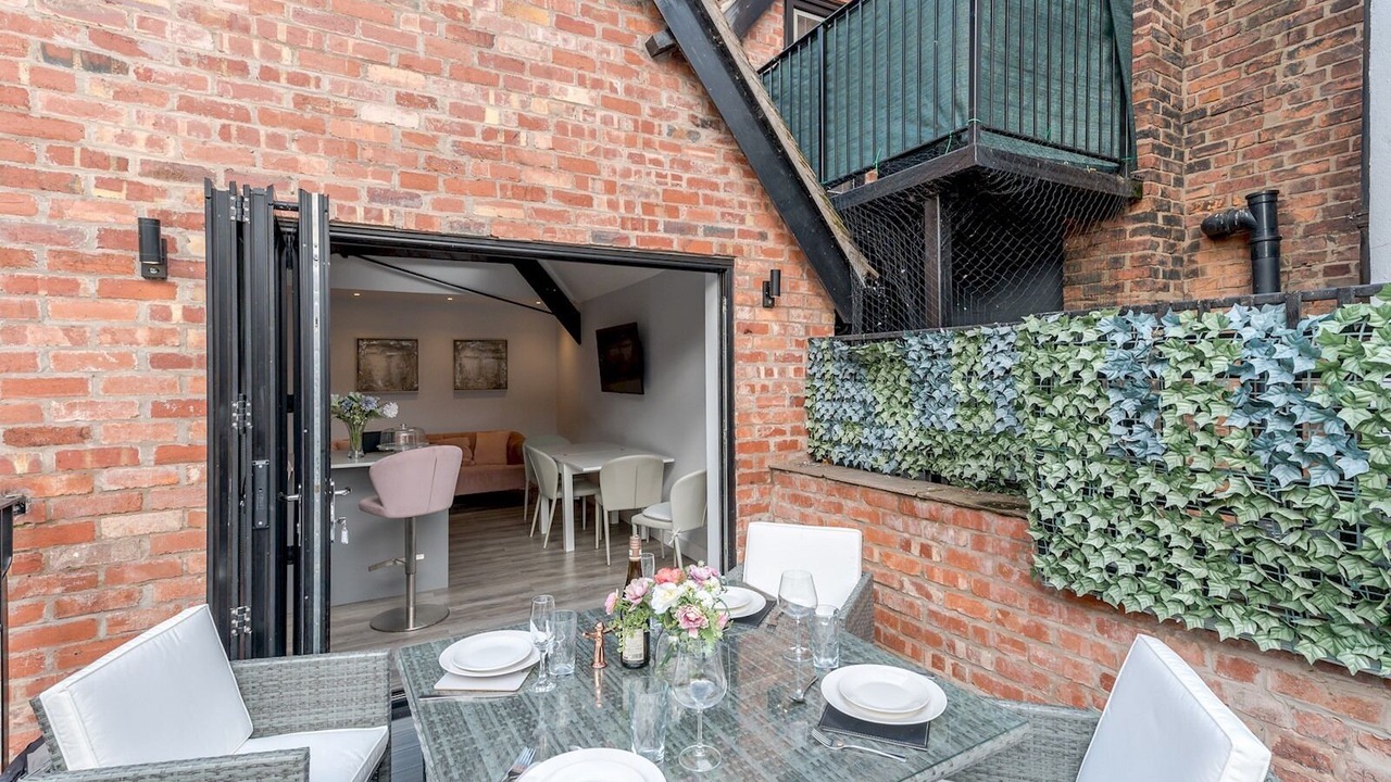 Photo of Outdoor in Shrewsbury