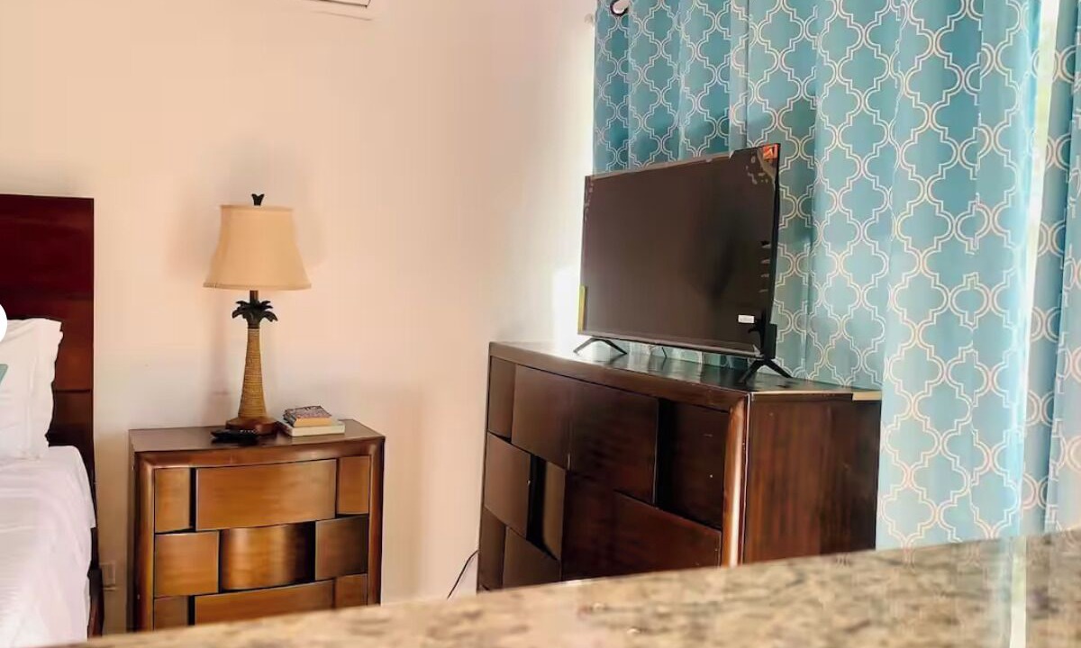 Photo of Bedroom in Coral Harbour