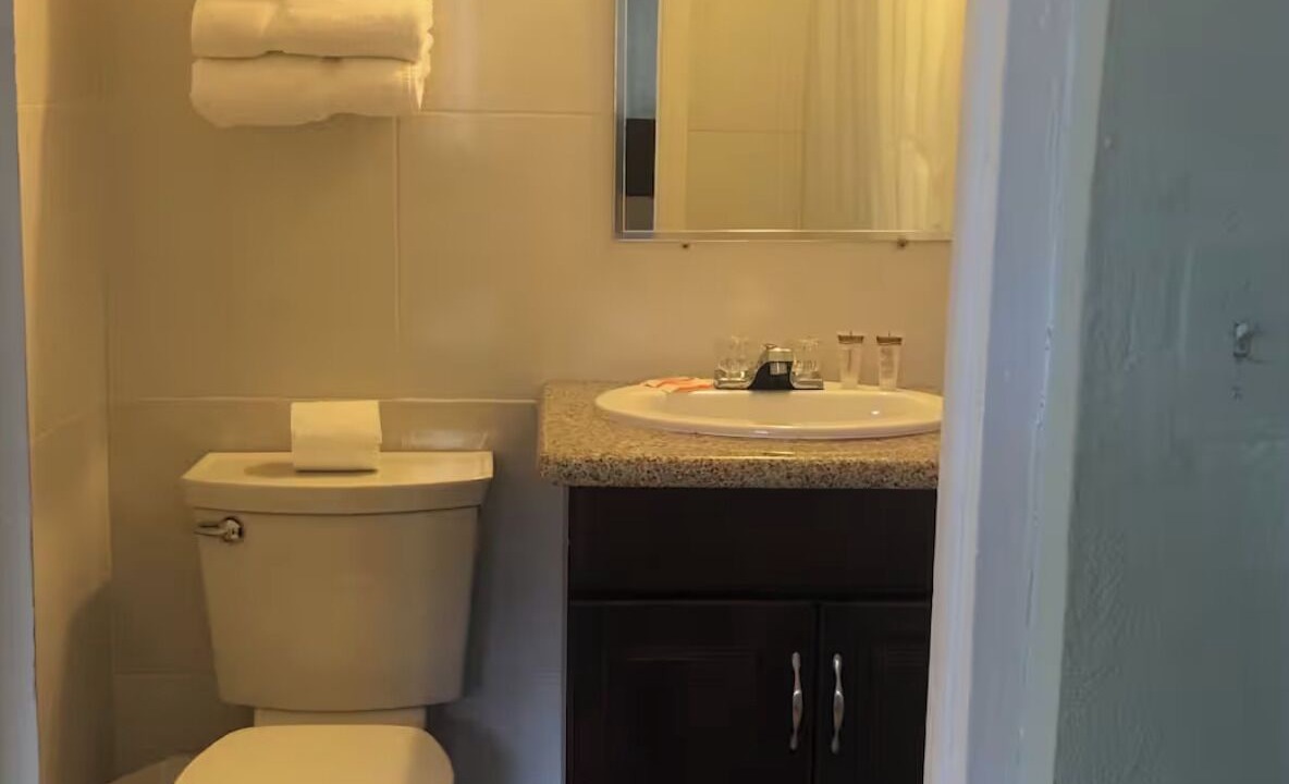 Photo of Bathroom in Coral Harbour