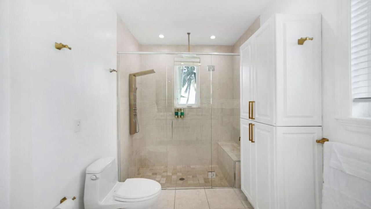Photo of Bathroom in Bahamas Terrace