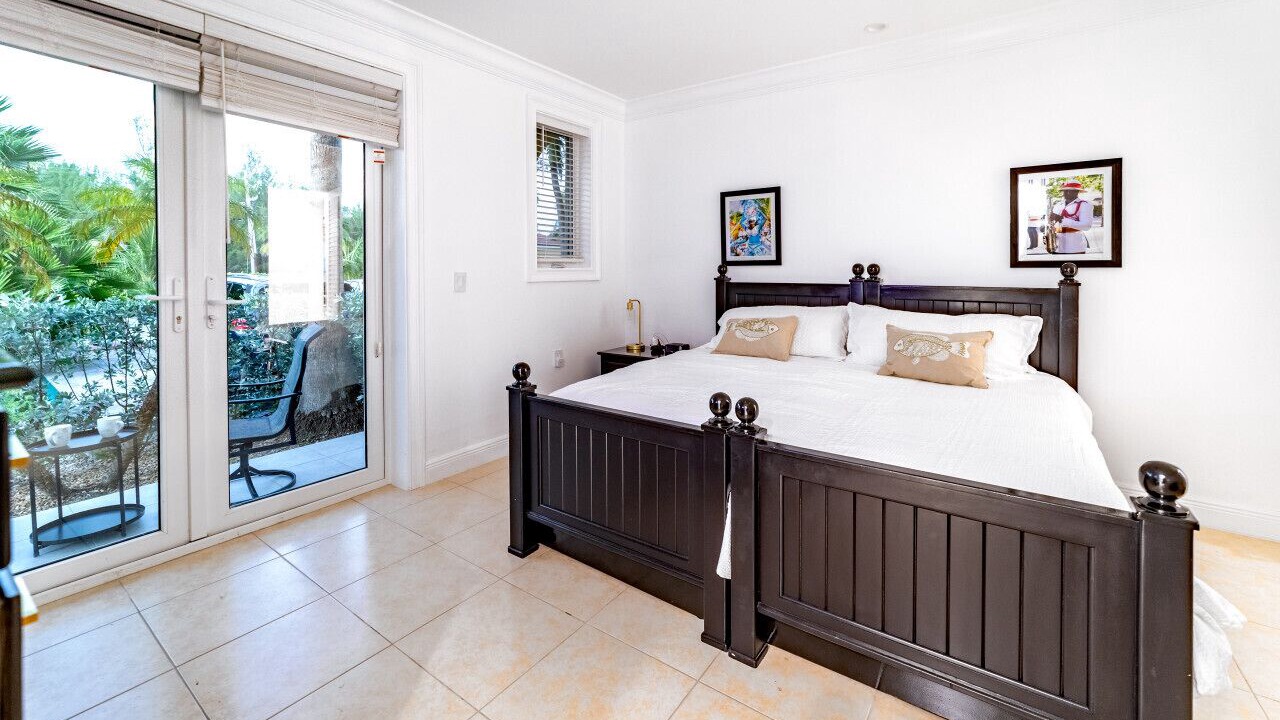 Photo of Bedroom in Bahamas Terrace