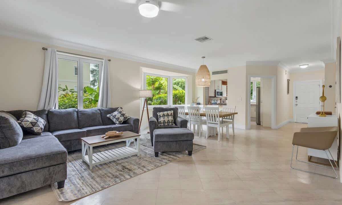 Photo of Livingroom in Paradise Island