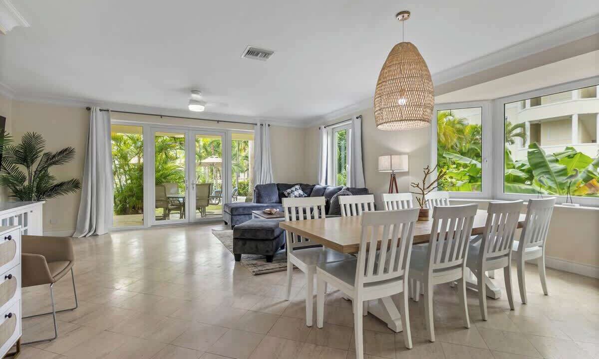 Photo of Bedroom in Paradise Island