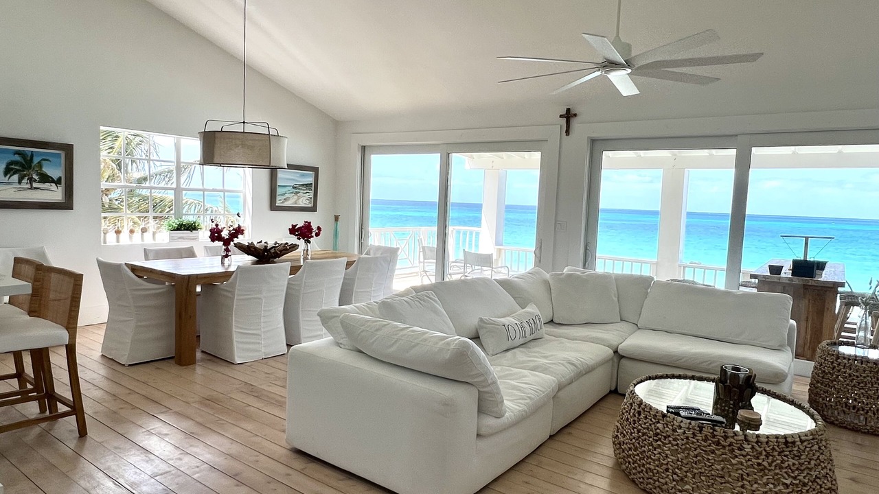 Photo of Livingroom in Great Harbour Cay