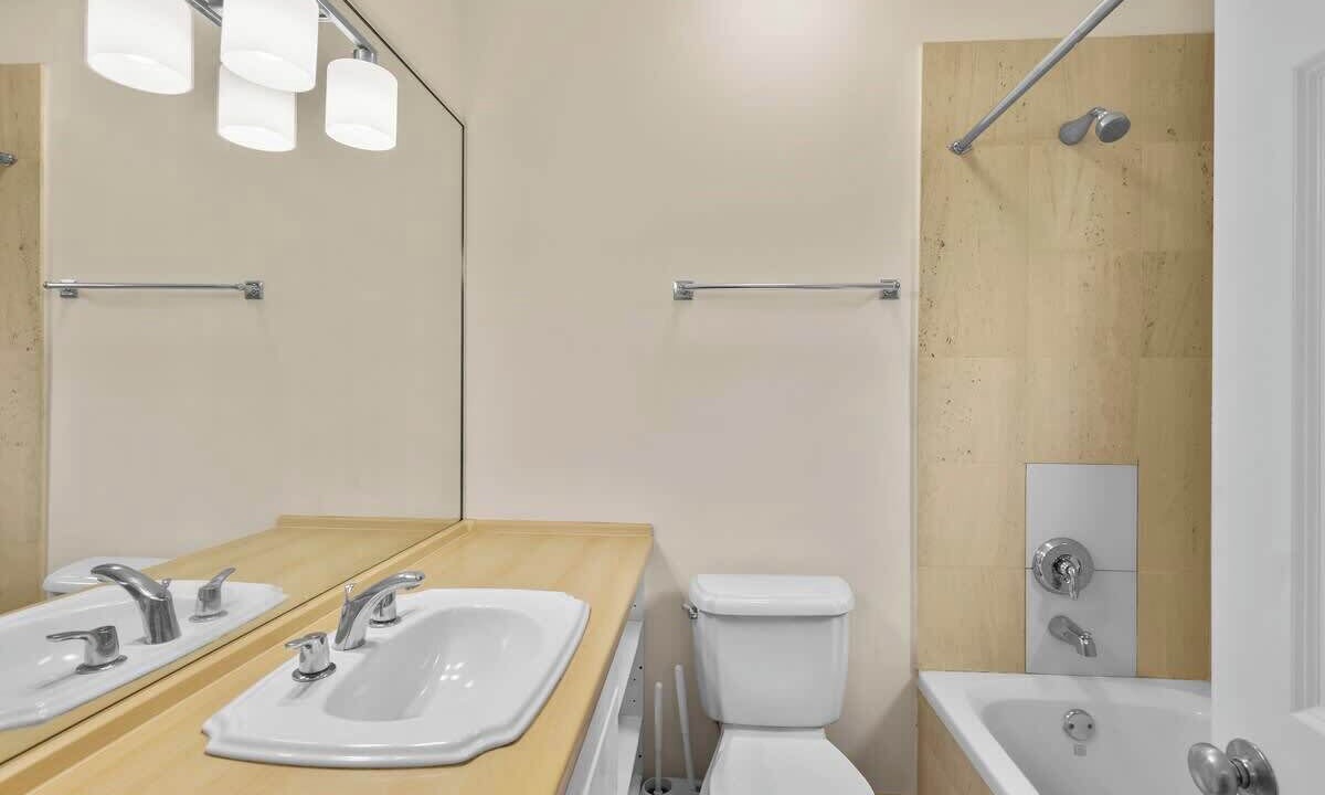 Photo of Bathroom in Paradise Island