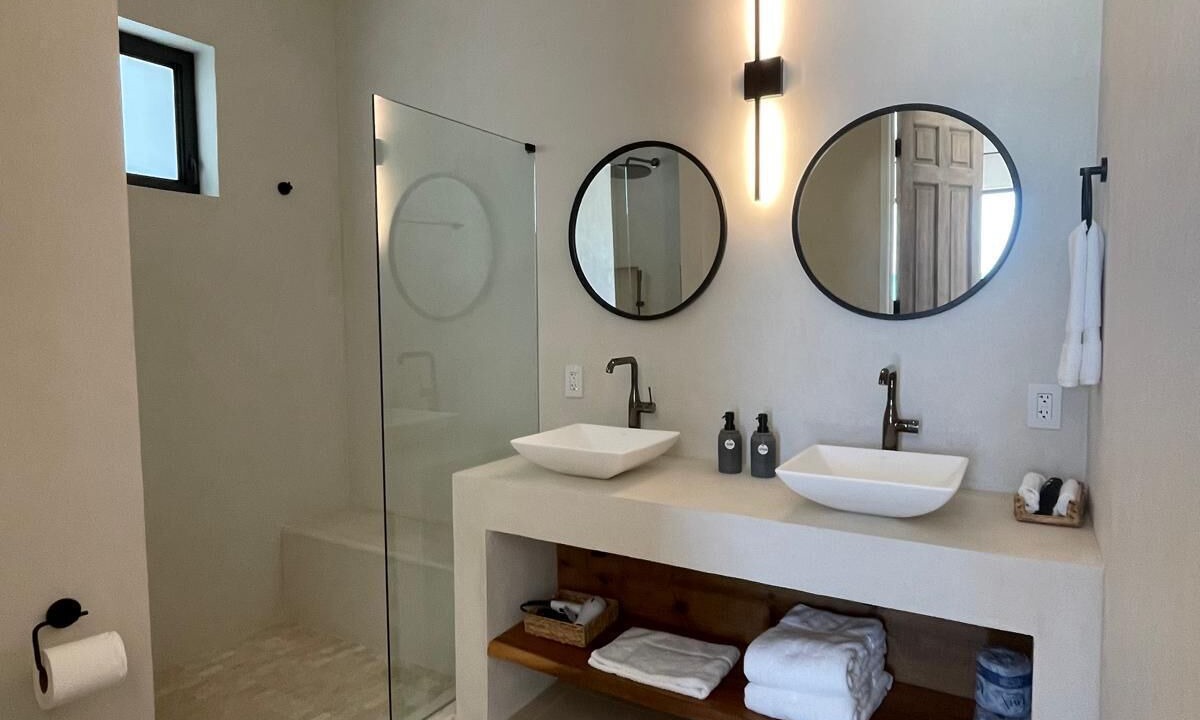 Photo of Bathroom in William's Town