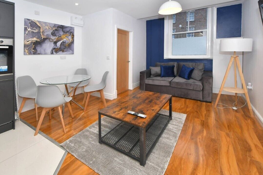 Photo of Livingroom in Burslem