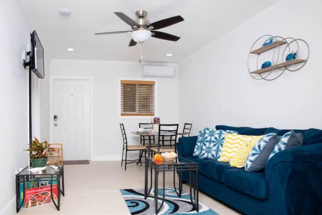 Photo of Livingroom in Tar Bay