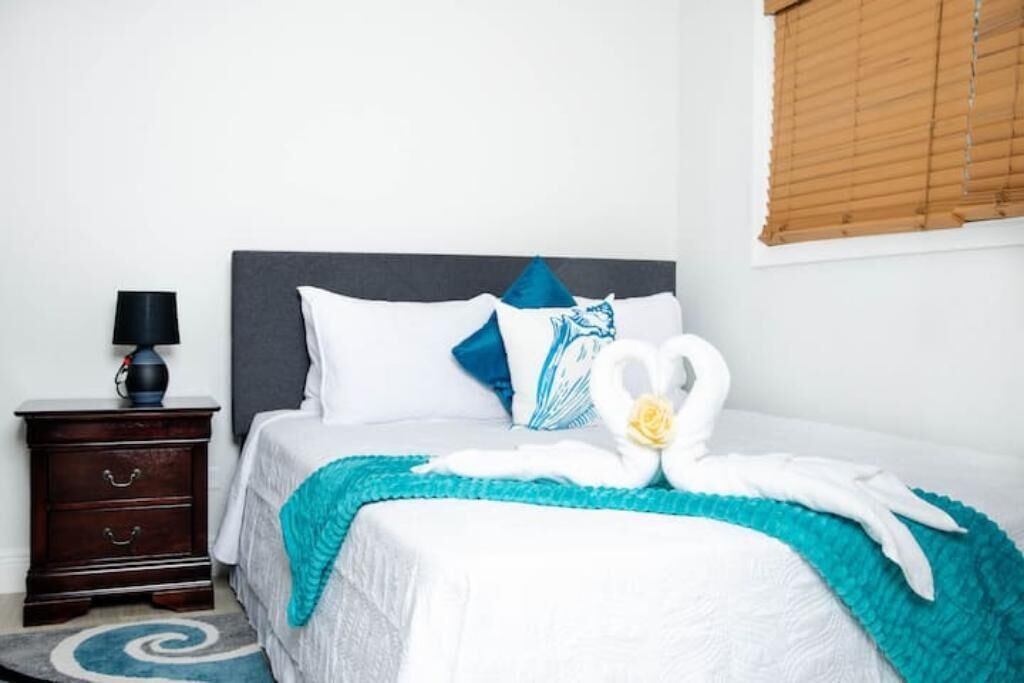 Photo of Bedroom in Tar Bay
