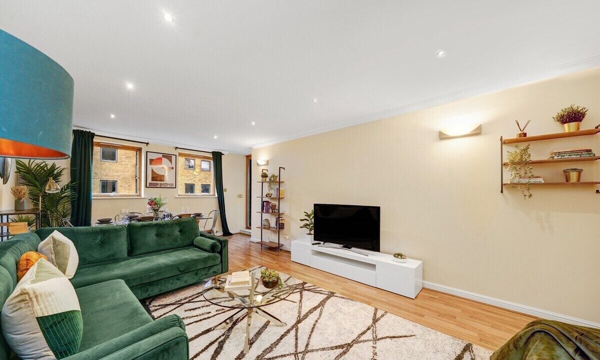 Photo of Livingroom in Island Gardens