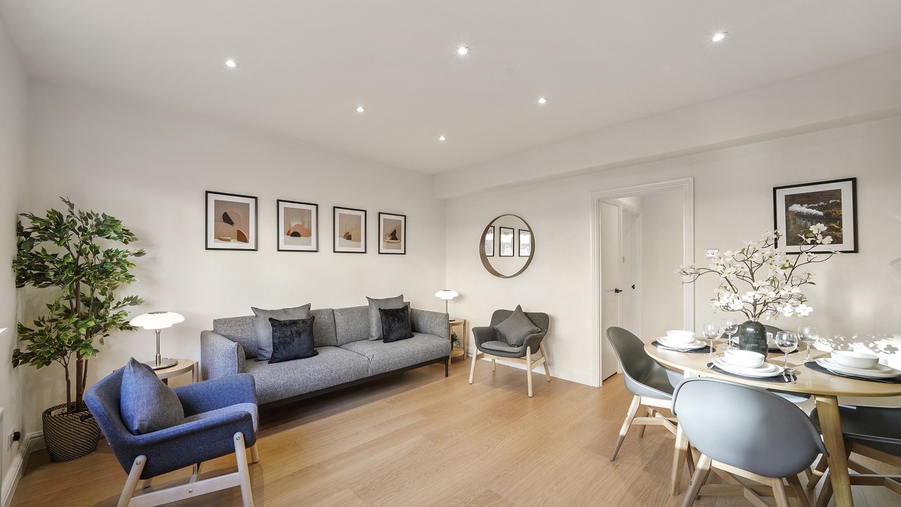 Photo of Livingroom in Courtfield