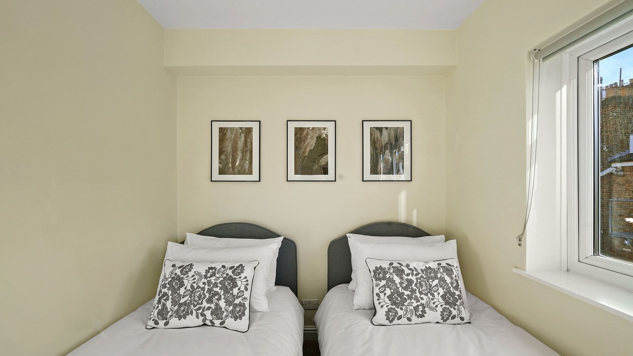 Photo of Bedroom in Courtfield