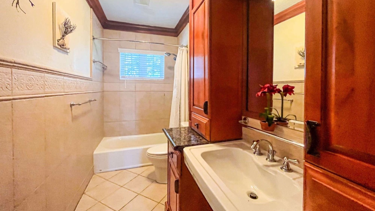 Photo of Bathroom in Nassau