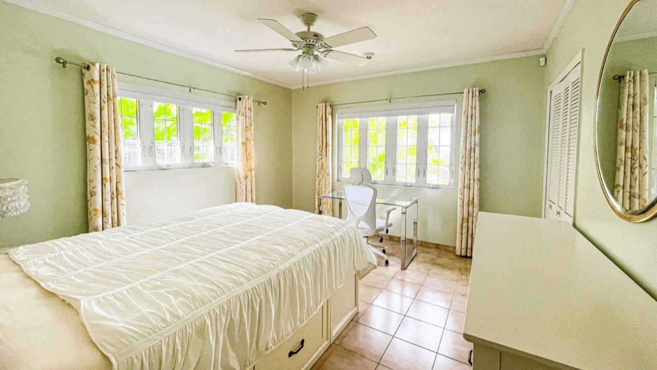 Photo of Bedroom in Nassau