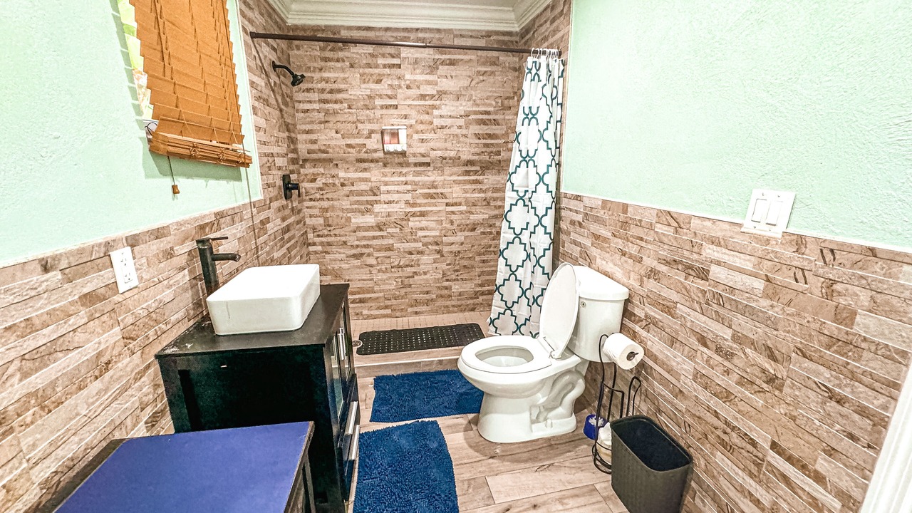 Photo of Bathroom in Nassau