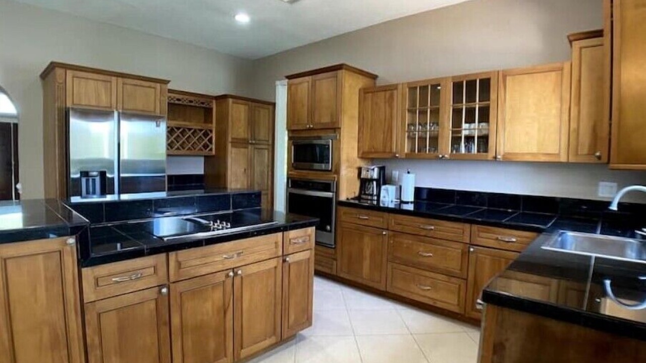 Photo of Kitchen in Bahamia West