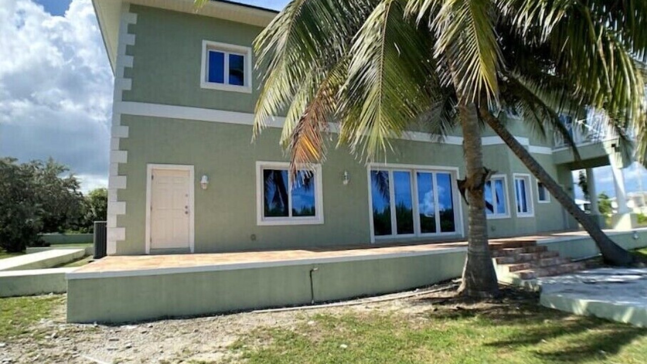 Photo of Outdoor in Bahamia West