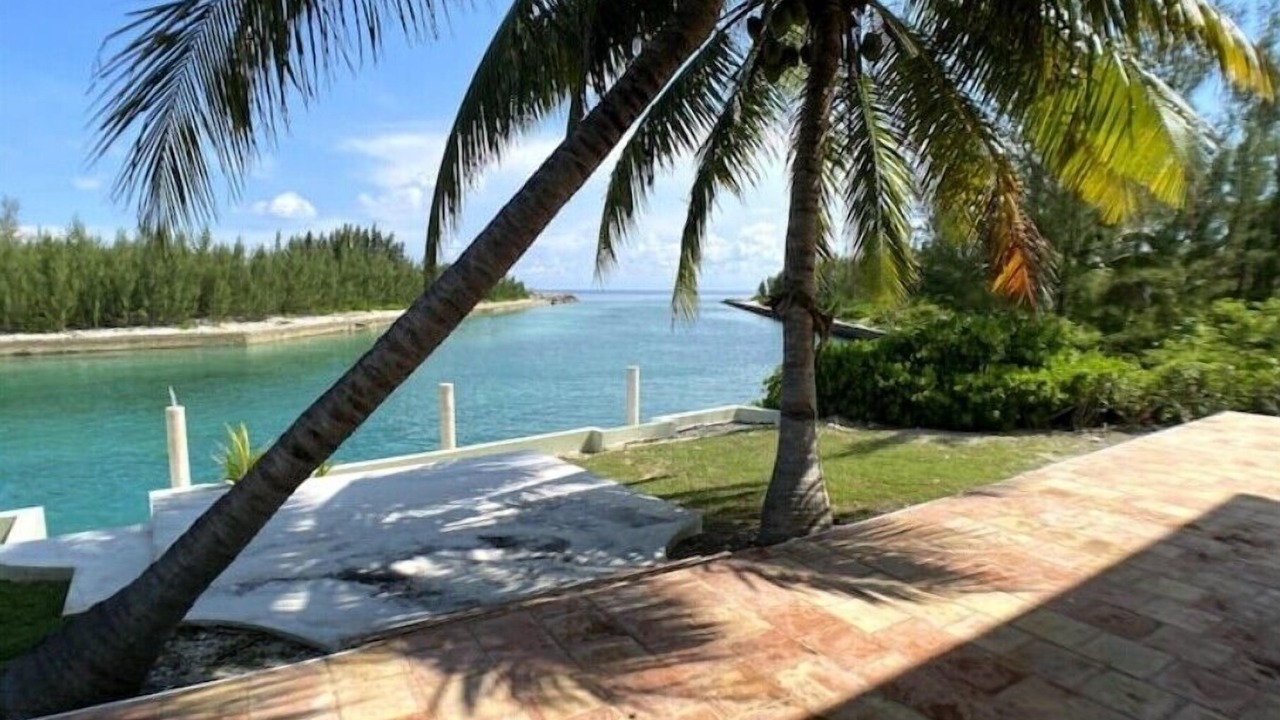 Photo of Outdoor in Bahamia West