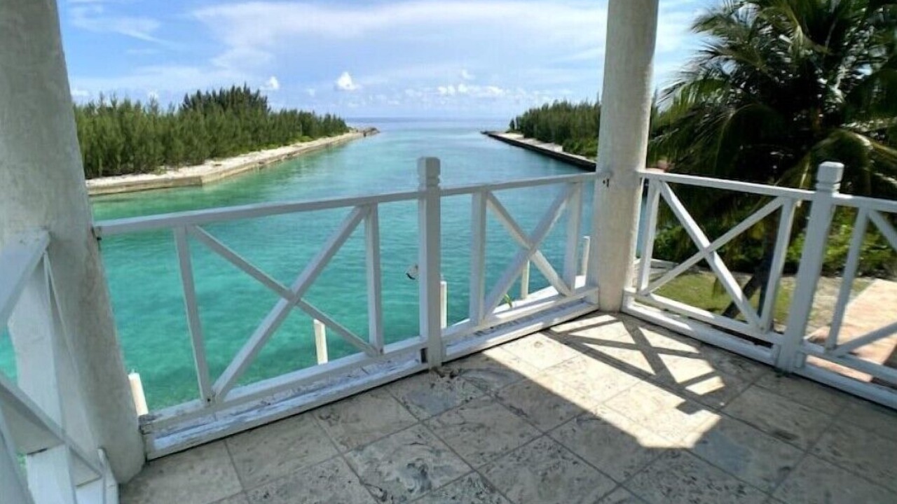 Photo of Outdoor in Bahamia West