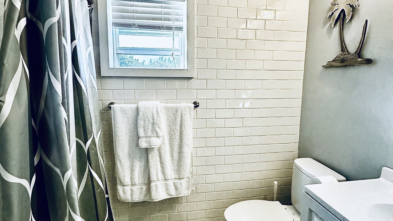 Photo of Bathroom in Upper Bogue