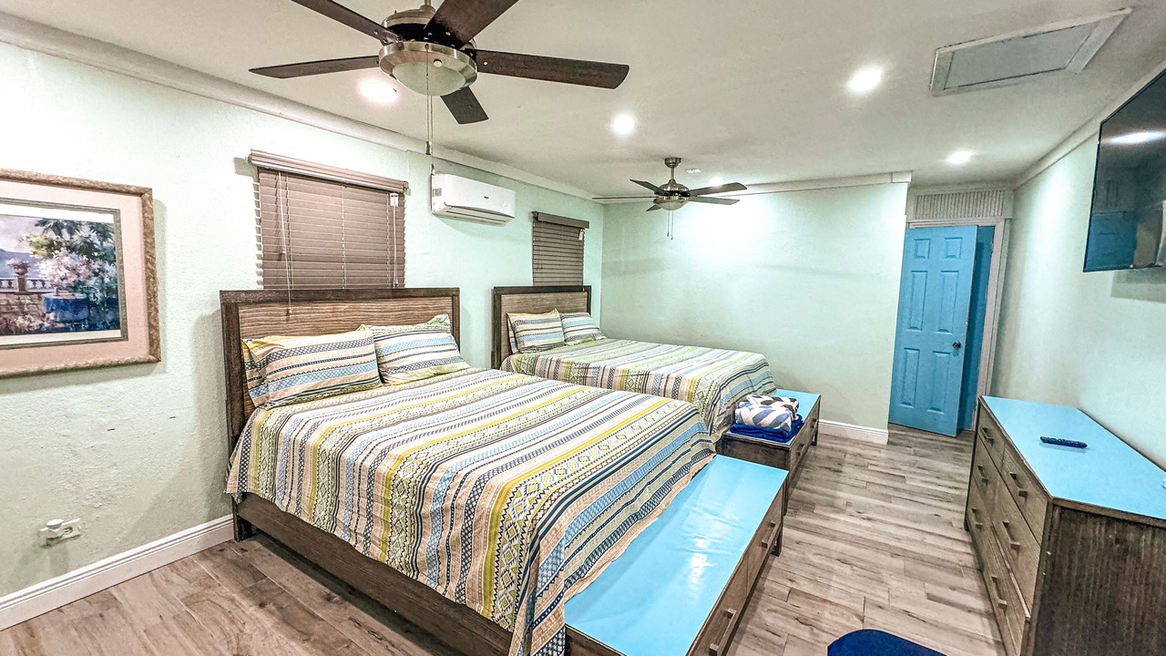 Photo of Bedroom in Nassau