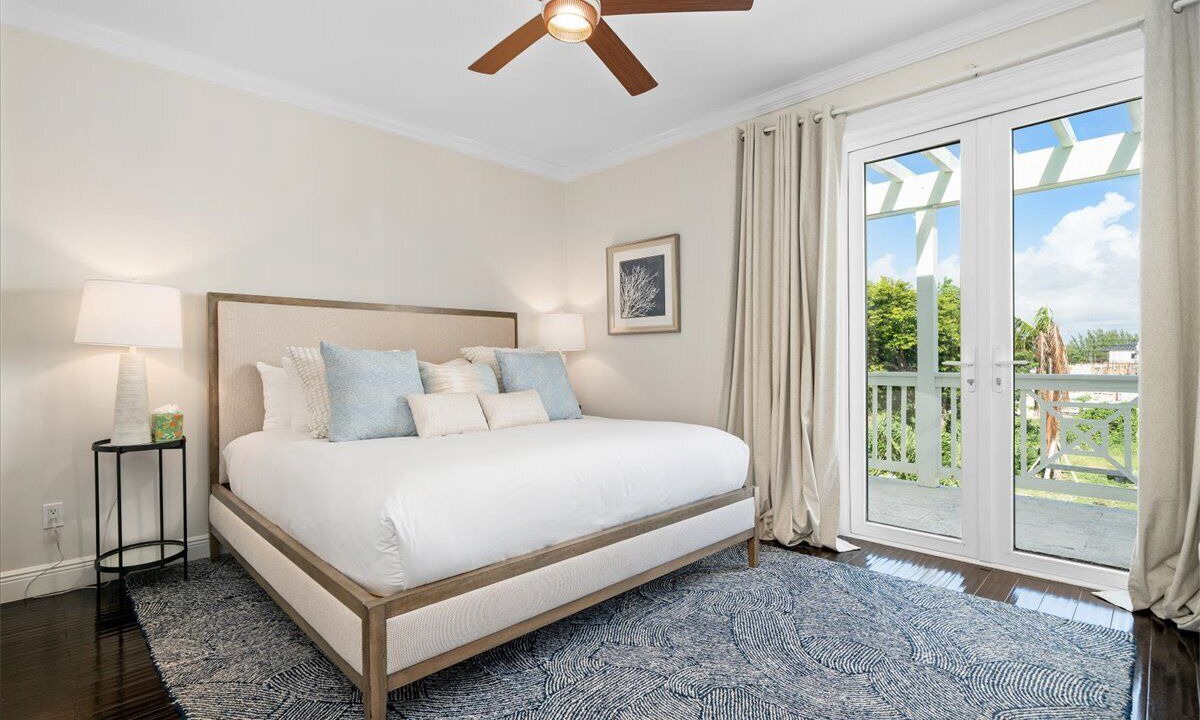 Photo of Bedroom in Nassau